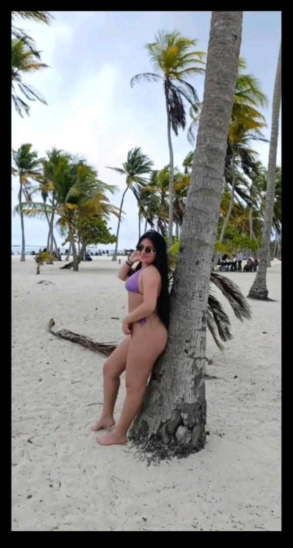 Sofi from Venezuela — on camera at this minute